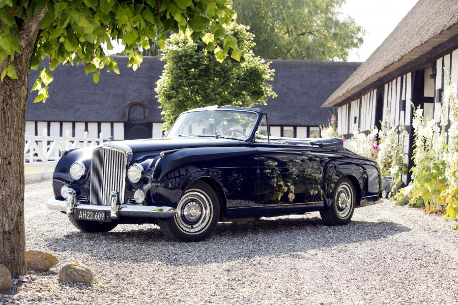  Bentley S1 Drophead Coupe by Mulliner 1956 года  (фото 1 из 13)
